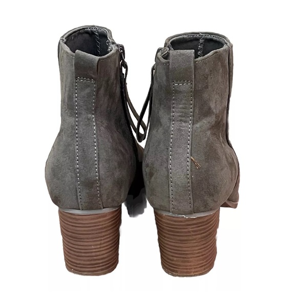 Old Navy Shoes Women’s Oregon Trail Mid Ankle Boots Olive Green Size 9 Heeled - Picture 6 of 8